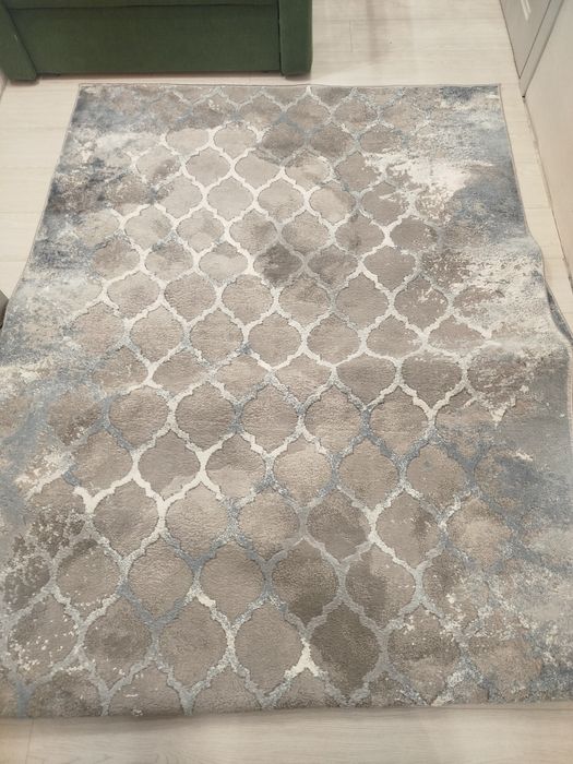 Срочно продам связи с переездом состояние отличное