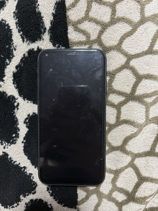 Продам iPhone 11