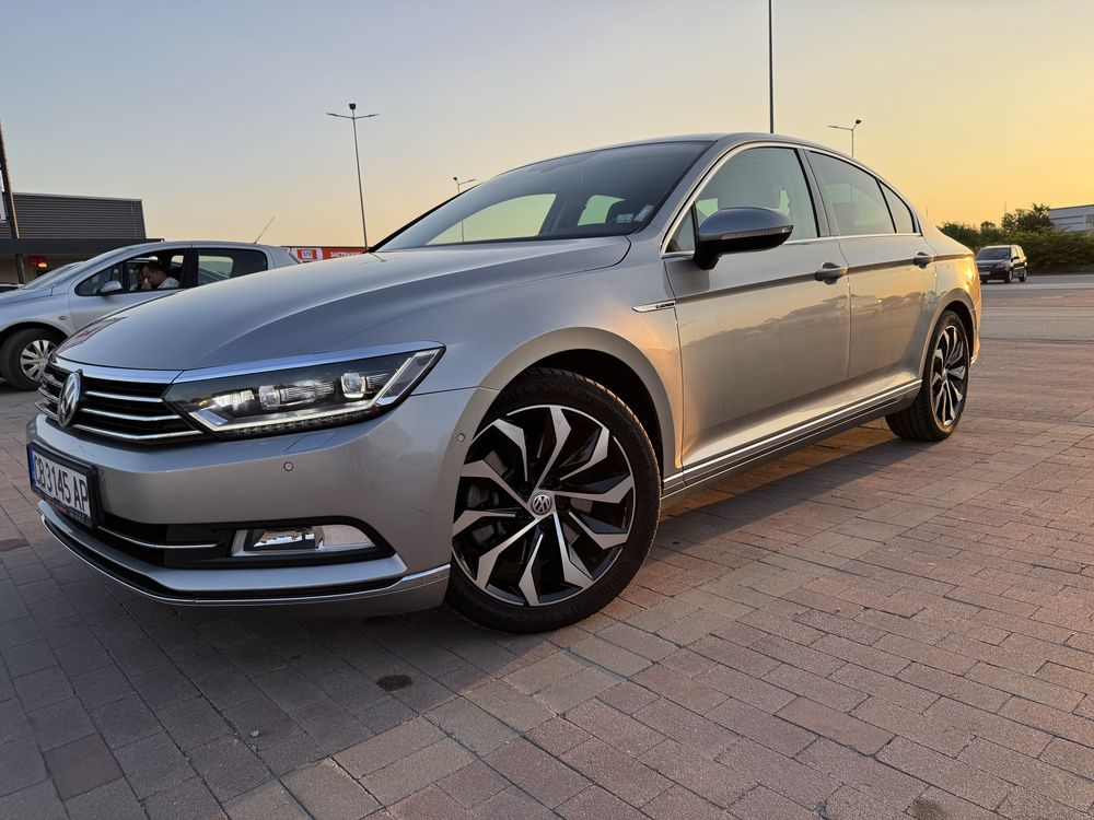 VW Passat B8 2.0 BiTDI 240кс 4x4 | Highline | DSG | Отличен | Обслужен