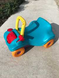 Детска /бебешка/количка за бутане