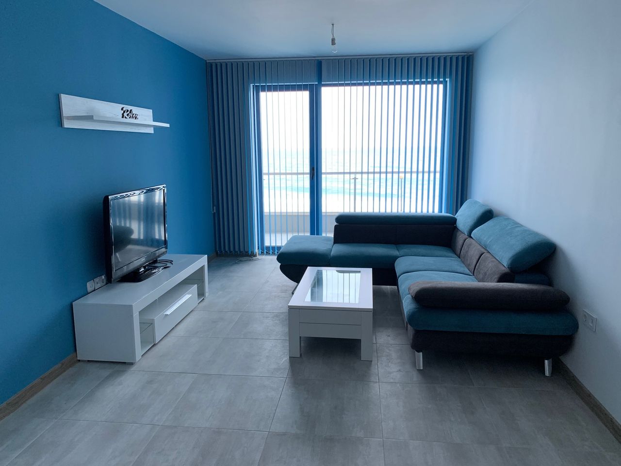 Продава се Двустаен апартамент в Перник, Твърди ливади - 95 кв.м за 1400 €/кв.м - Снимка #3