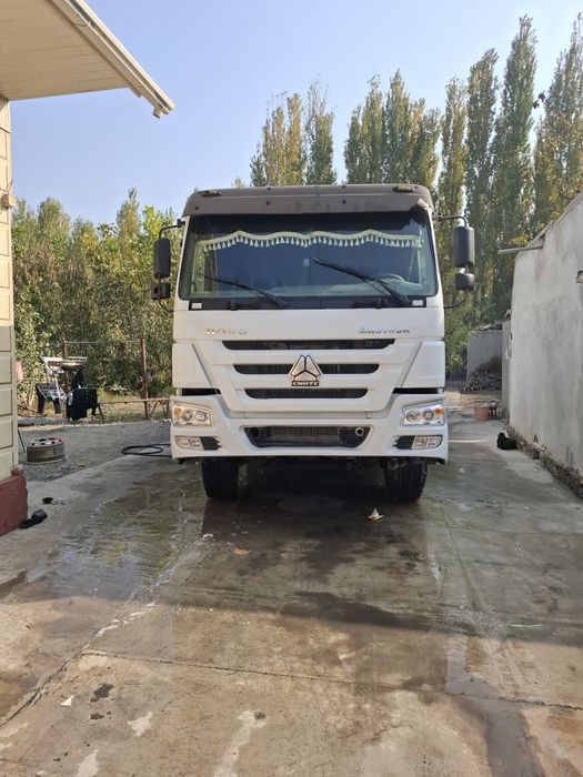 HOWO samasval yuk mashinasi sotiladi