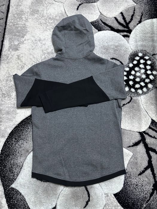 Мъжки екип на Flair