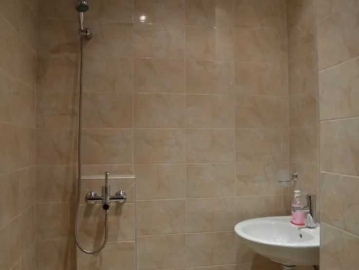 Дава се под наем Едностаен апартамент в Пловдив, Тракия - 45 кв.м за 224.4 € - Снимка #2
