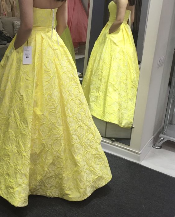 Вечернее платье Sherri Hill