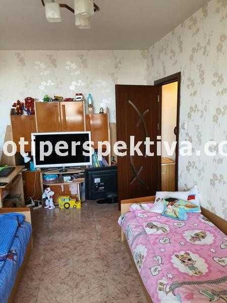 Продава се Тристаен апартамент в Пловдив, Тракия - 90 кв.м за 1474 €/кв.м - Снимка #3
