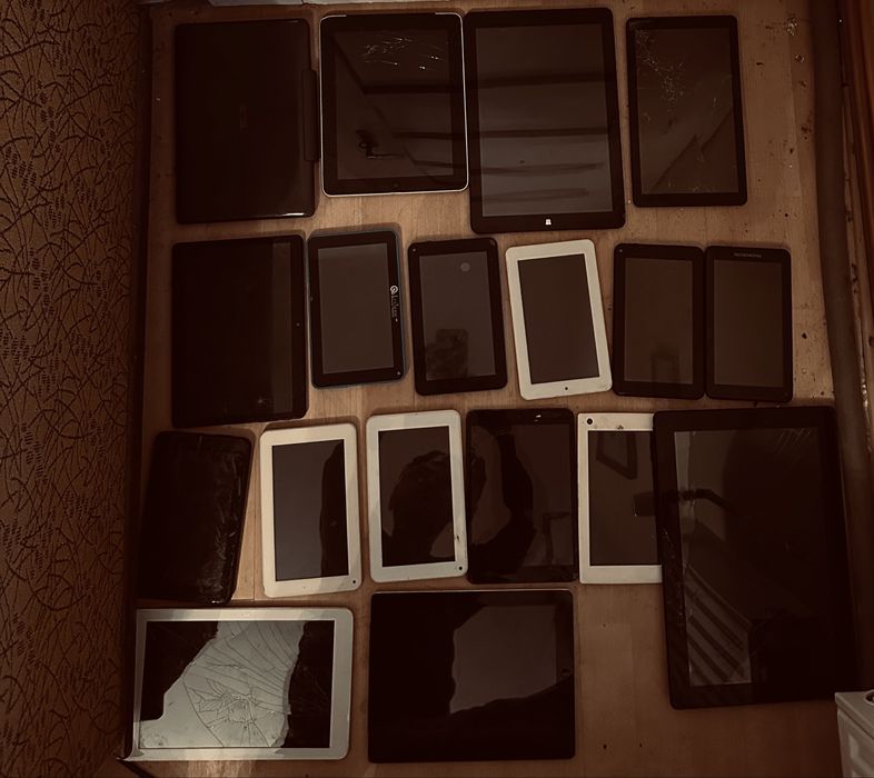 tablete pentru piese