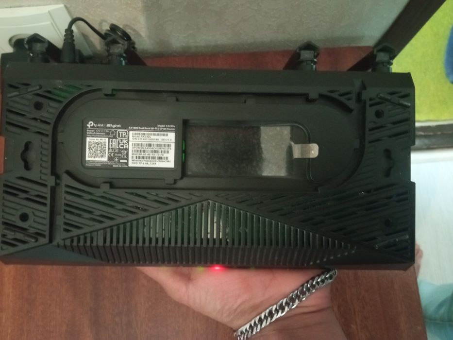 Продам wifi роутер в хорошем состоянии рабочий   wifi router sotiladi