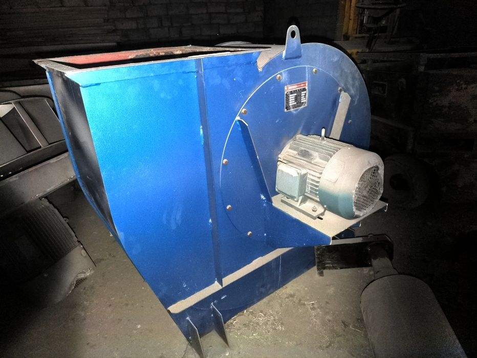 Вытяжки производственые вентиляция улитки и закрылки