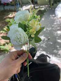 Продам искусственные белые цветы - 26 штук