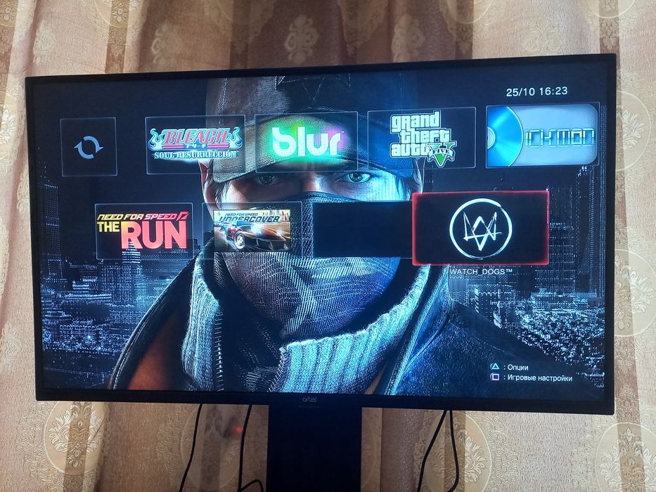 PS3 slim ideal tiniq 2 djoystik bor o'yinlar yozilgan uyda ishlatilgan