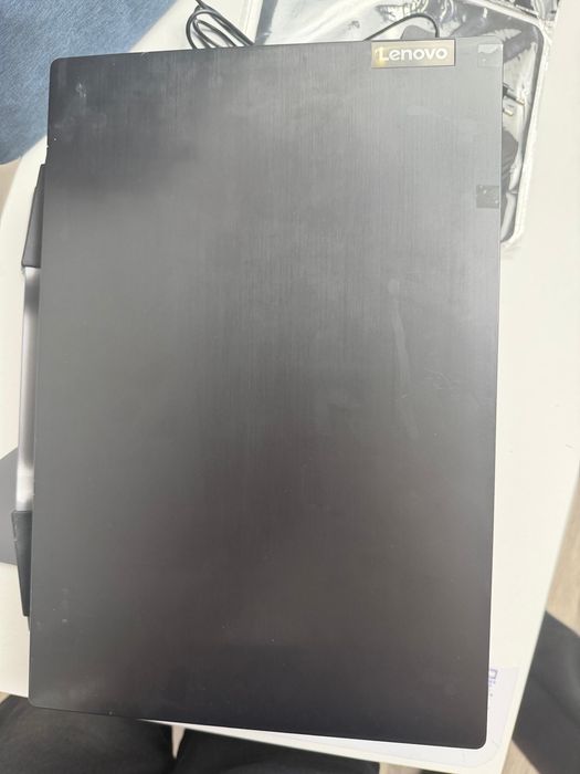 Ноутбук в отличном состоянии, полностью готов к работе и учебе Core i3