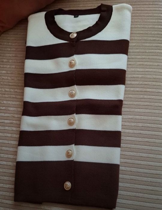 Vand Compleu Dama nou cu eticheta