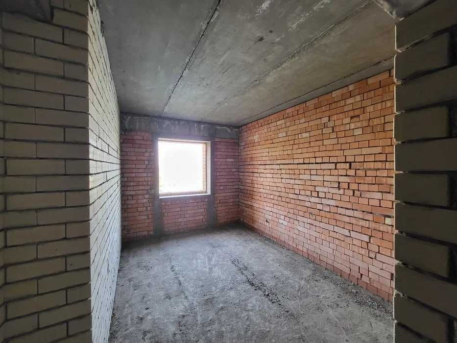 Продается 3-комн квартира в кирпичном доме 65 м² Яшнабаде с кадастром*
