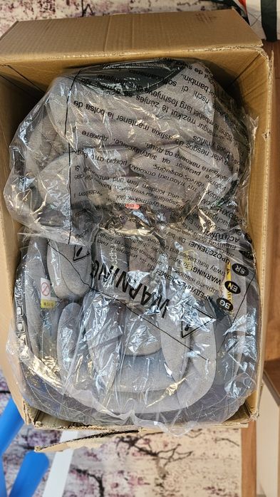 Столче за кола Chipolino Hypnotic 360°