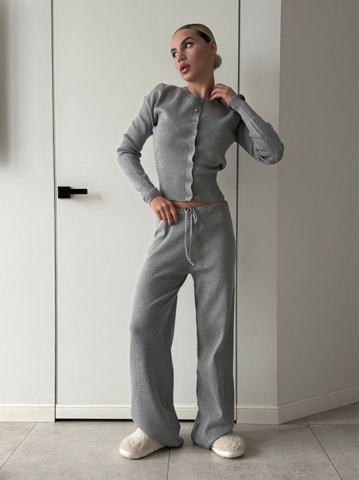 Костюмы трикотаж