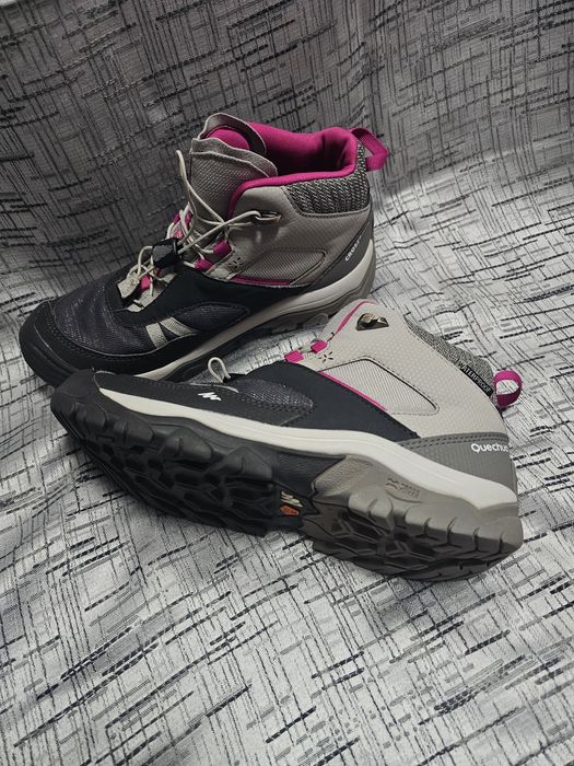 Cizme Quechua mărimea 35