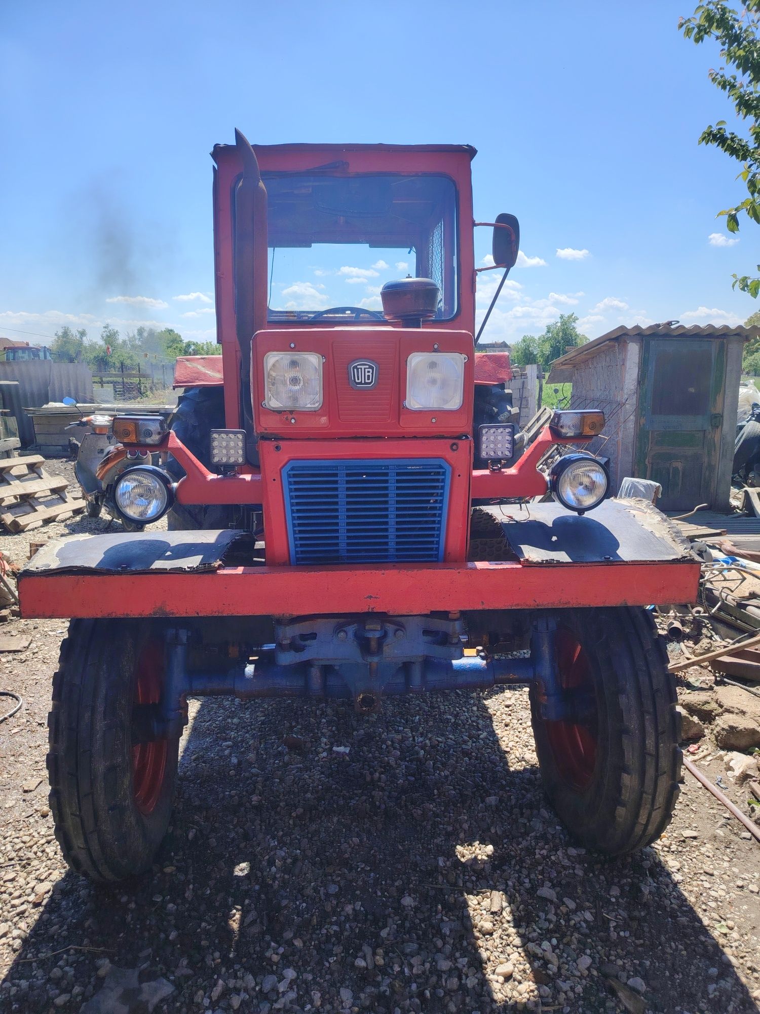 Tractor UTB 650.
