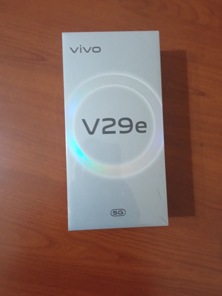 Телефон Vivo V29e