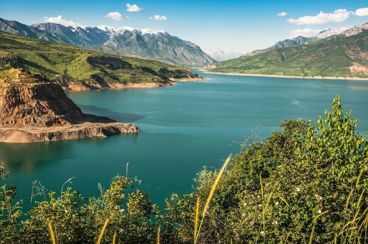 Uchastka dacha Toshkent Bo'stonliq Sijjak mahallasida 7sotixli