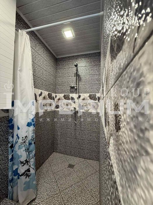 Тристаен апартамент под наем в района на Лятно кино Тракия, гр. Варна