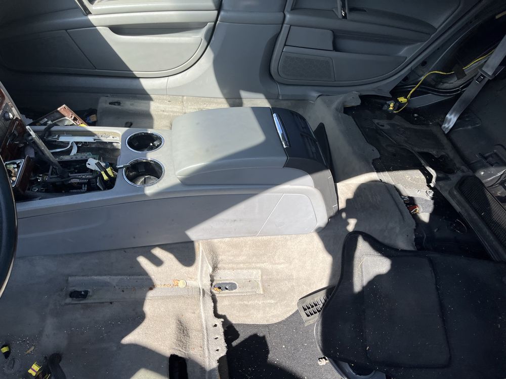 VW Phaeton 4.2 на части