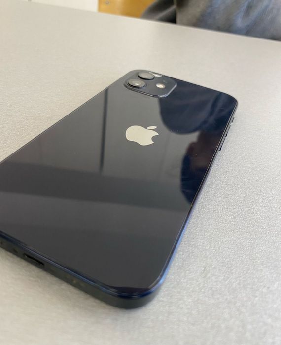 Айфон 12 128гб. Самсунг А13 128гб