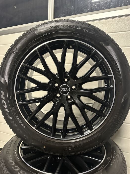 Jante NOI 20 ORIGINALE Audi Q7 4M Iarna 285/45/20 S-Line Touareg Bicol