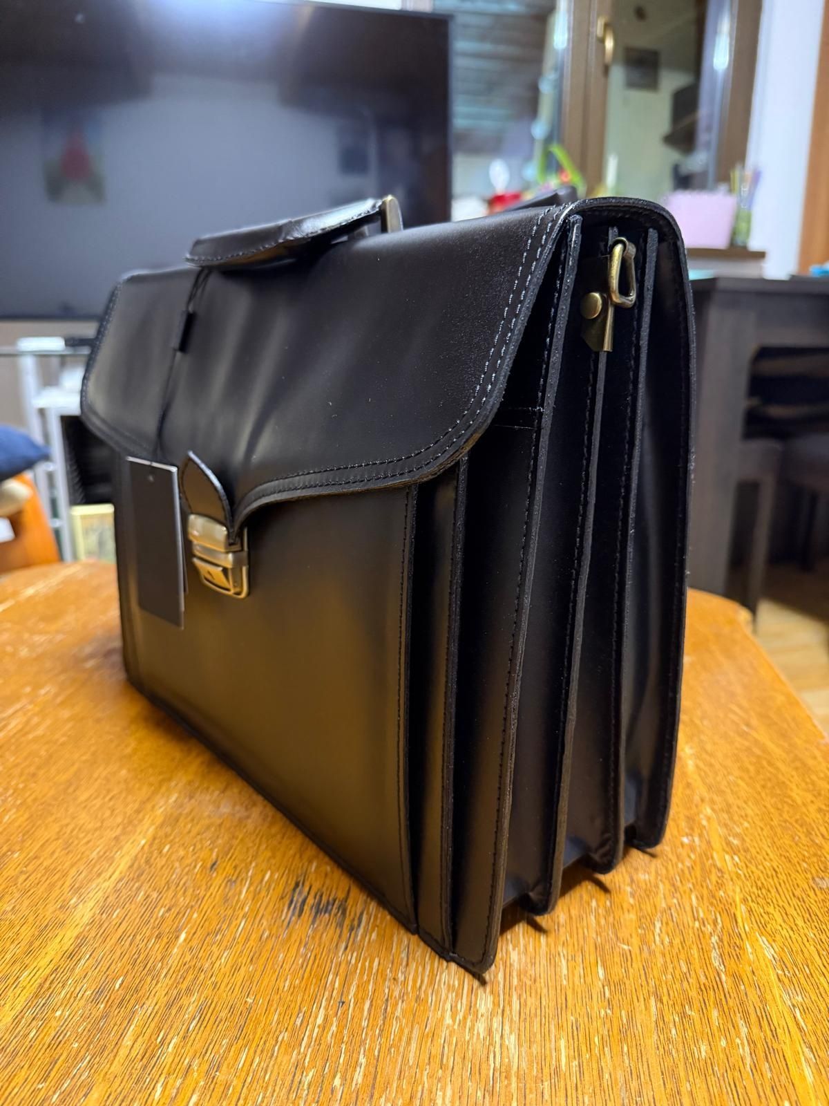 Servieta barbati de piele neagra GENT