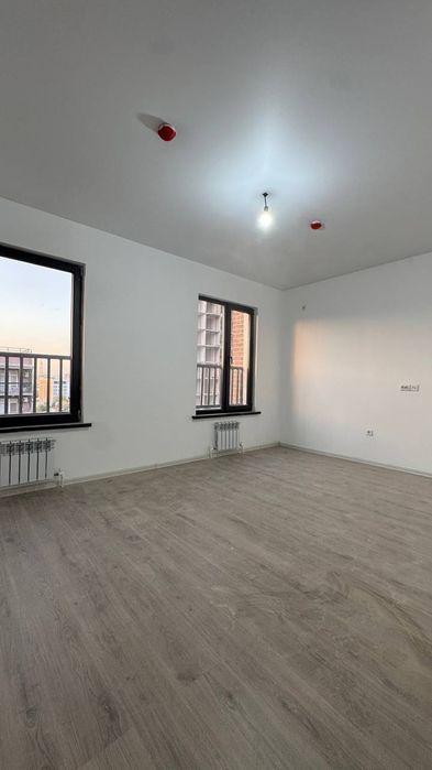 Продаётся 2-х комнатная квартира в ЖК Assalom Sohil 53м2