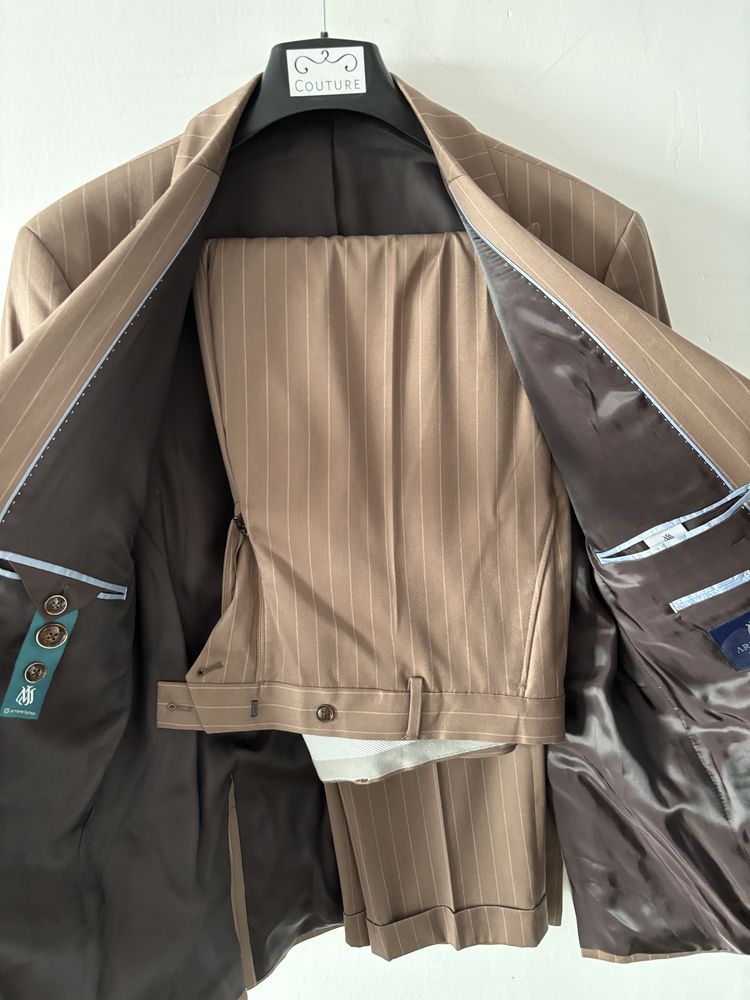 Costum Maro in dungi - Marime 54