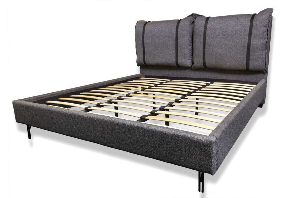 Тапицирана спалня за матрак 180x200 см.