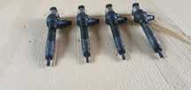 Injector injectoare mazda 3 6 cx7 2.2 diesel R2AA 13H50