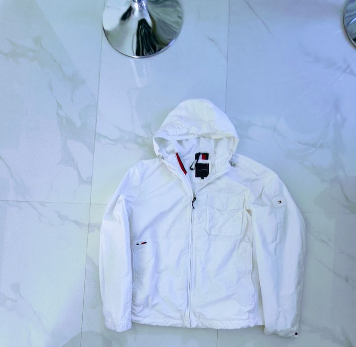 Geacă Tommy Hilfiger subțire 3XL nu Adidas Nike Gucci
