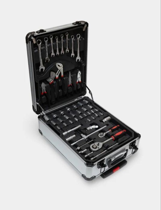 набор ключ с чемоданом