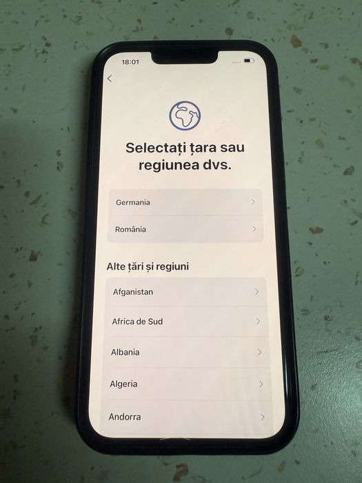 Vand iphone 13,128 GB,culoare Blue