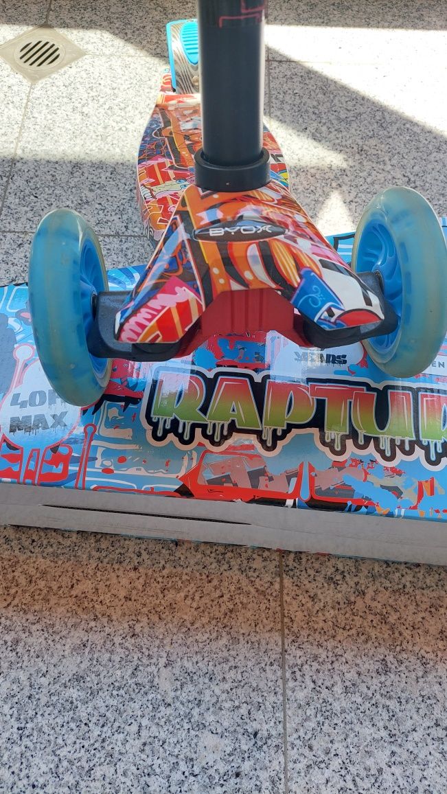 Отлична Byox Rapture детска тротинетка
