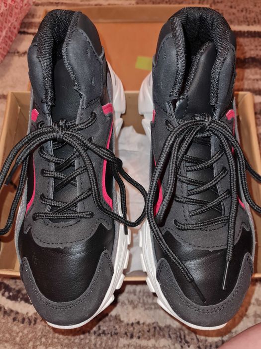 Adidasi dama masura 36