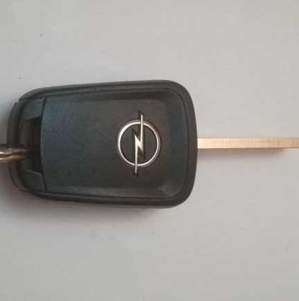 Ключ с дистанционно 433 Мц за Опел Astra J