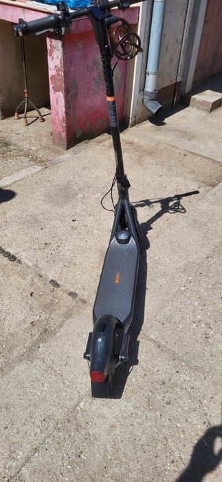 Vând trotineta electrica max. 120kg