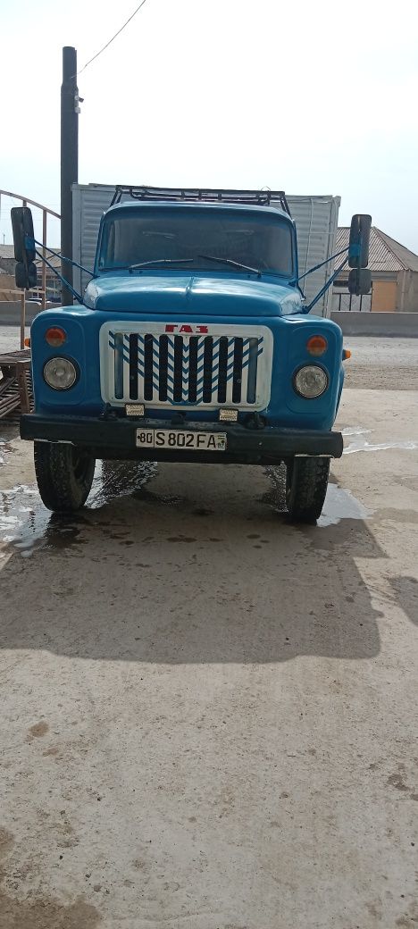 Gaz 53 sotiladi .