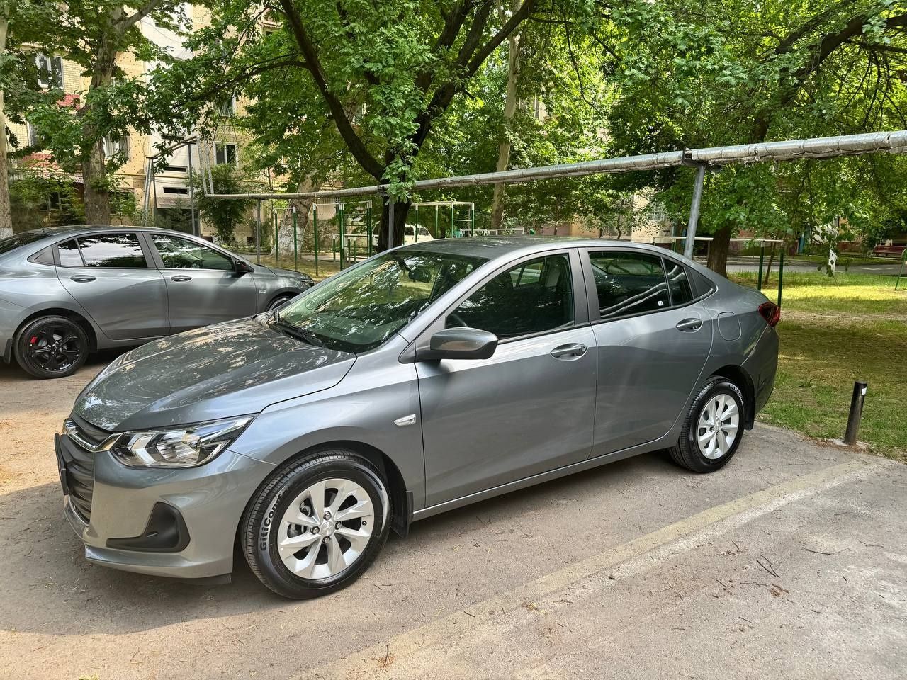 Продается Chevrolet Onix 4lt 1.2 turbo ЕВРО-5