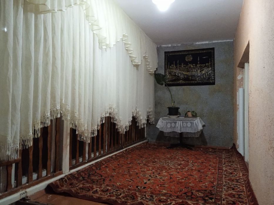 Продается 2х комнатная новой планировки в 8 микрарайоне.Срочно!