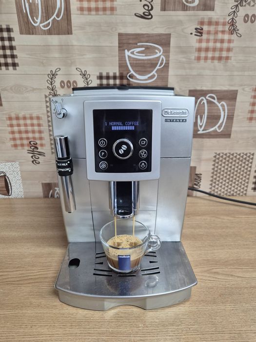 Expresor/Espressor Cafea DeLonghi Magnifica Intensa