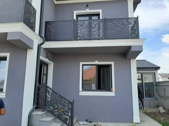 Confectionez PORTI GARDURI BALUSTRAZI metalice