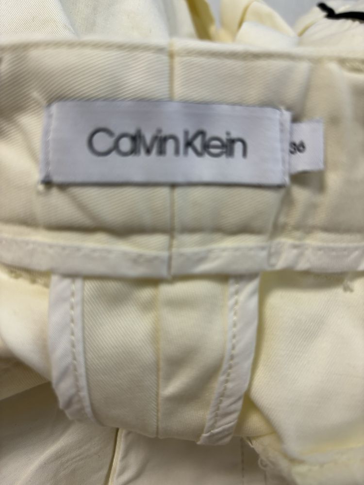 Pantaloni scurti Calvin Klein