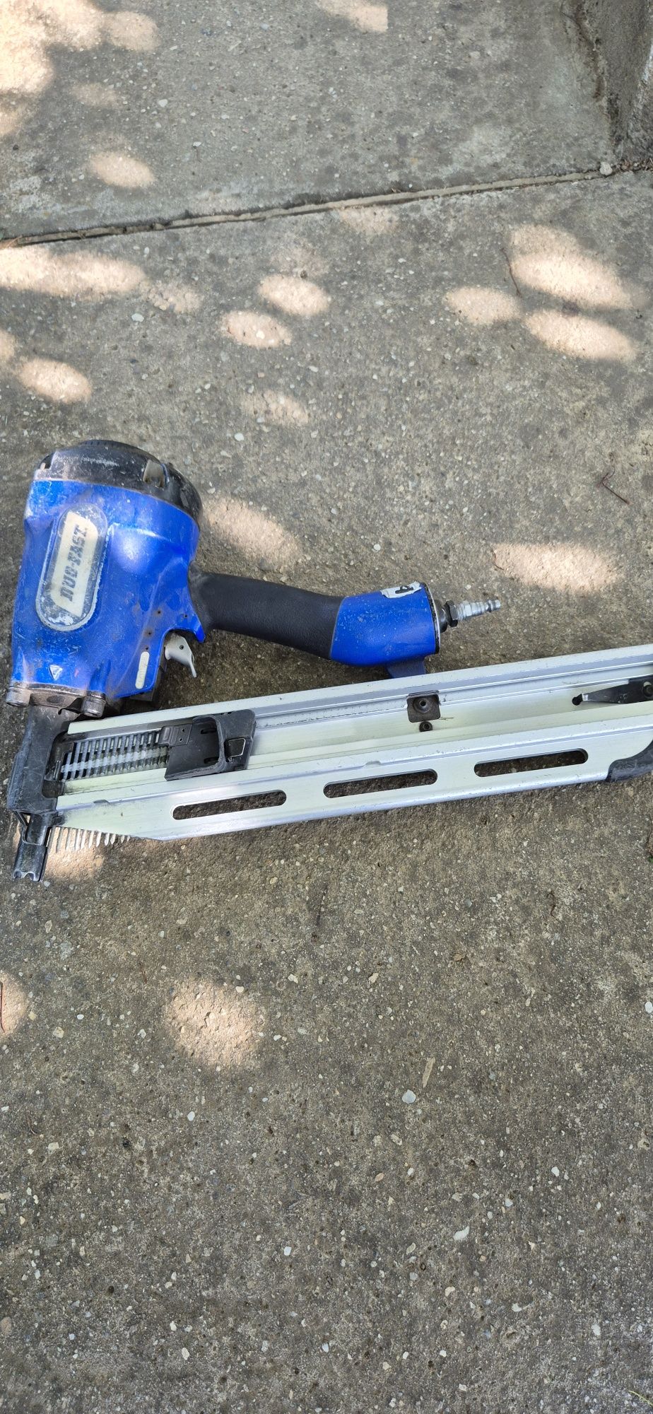 Pistol pneumatic cuie lemn DuoFast 90mm