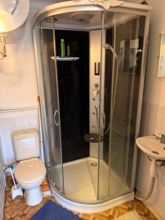 Sanotrhnik душ-кабина