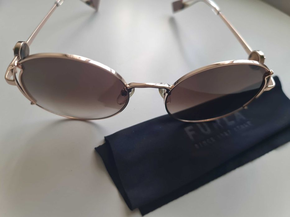 FURLA дамски слънчеви очила