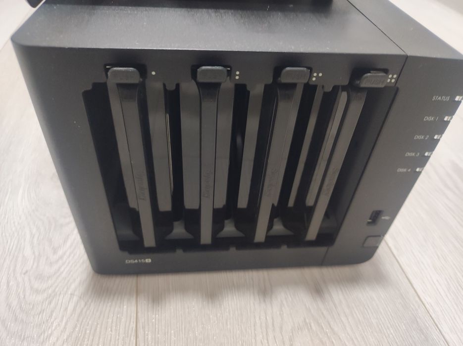 Network Attached Storage Synology, DS415+